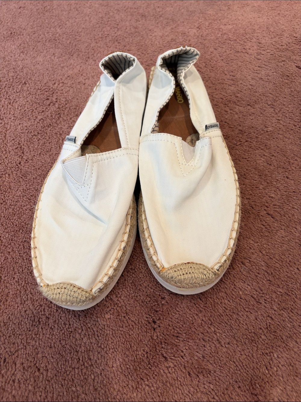 Joy&Mario shoes Trinity  sz 8.5  new condition red an white tan leather interior